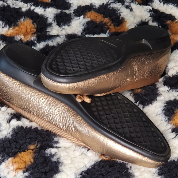 Aerosols Golen Flats - Picture 4 of 9